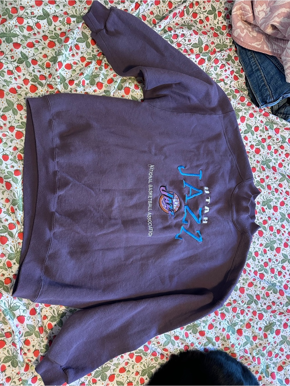 Vintage Purple Crewneck Utah Jazz NBA Sweatshirt